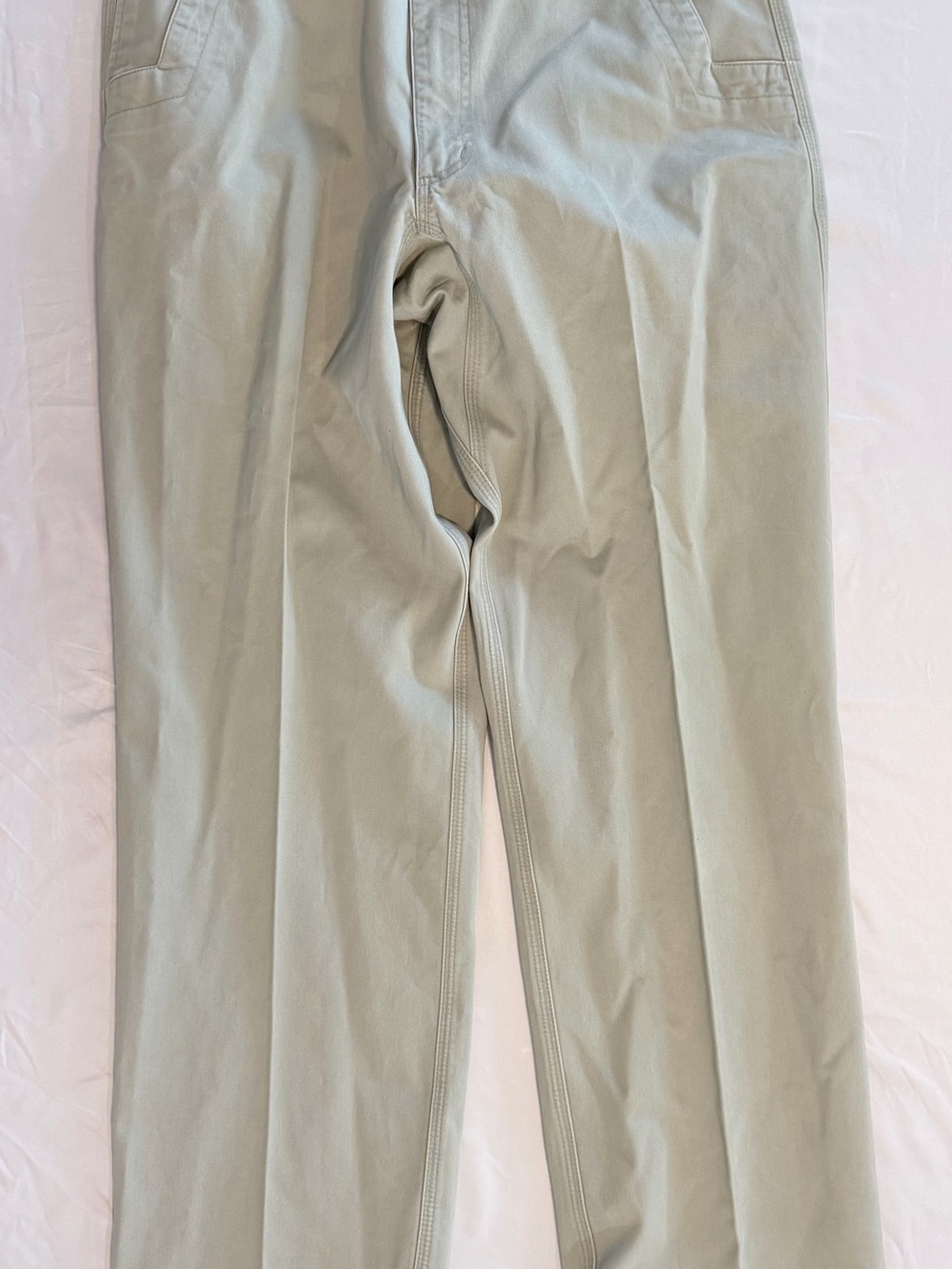 Mountain Khakis Men's Tailored Twill Khakis in size 34 green